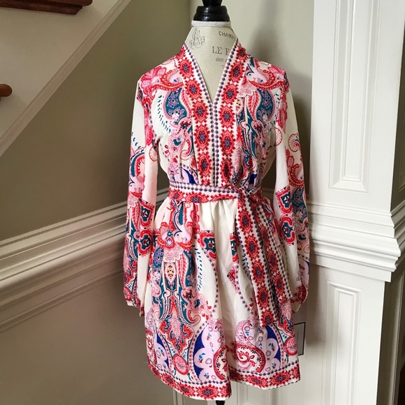 NWT Goodnight Macaroon Lola Dress Womens Small Red Blue Long Sleeve V-Neck Belt - Picture 3 of 12